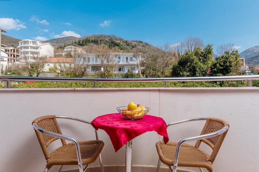 Perper Hotel Donja Lastva Zewnętrze zdjęcie